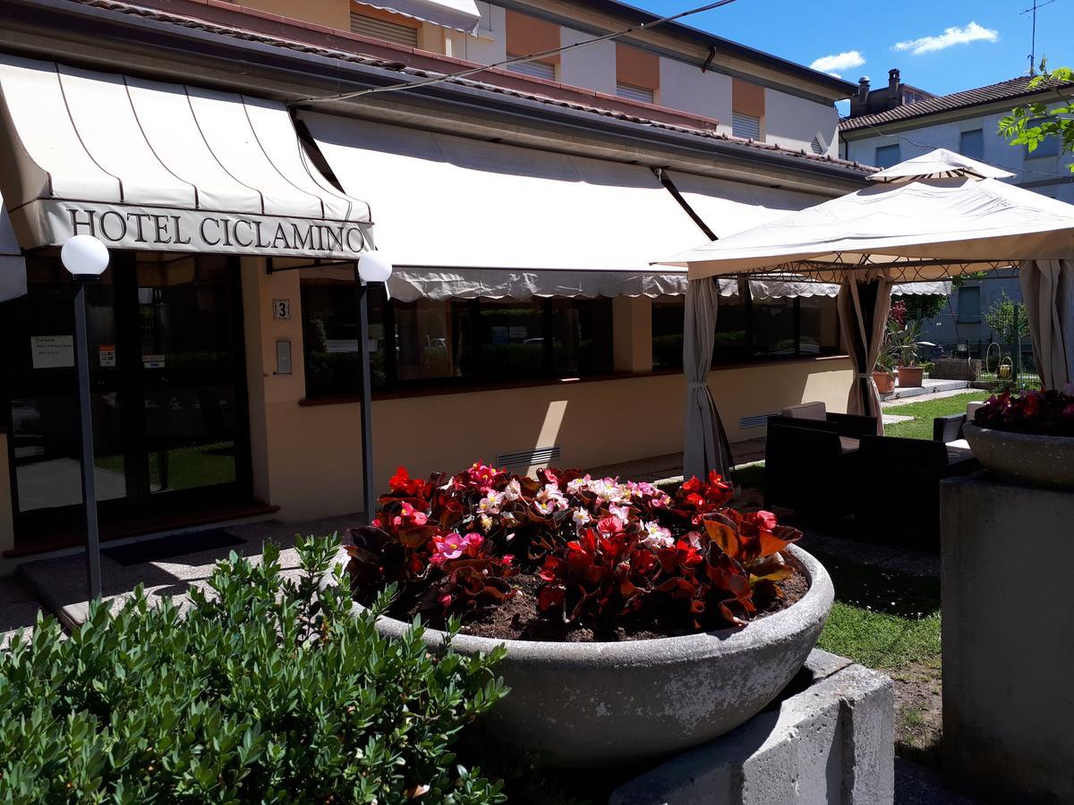 Hotel Ciclamino Риоло-Терме Экстерьер фото