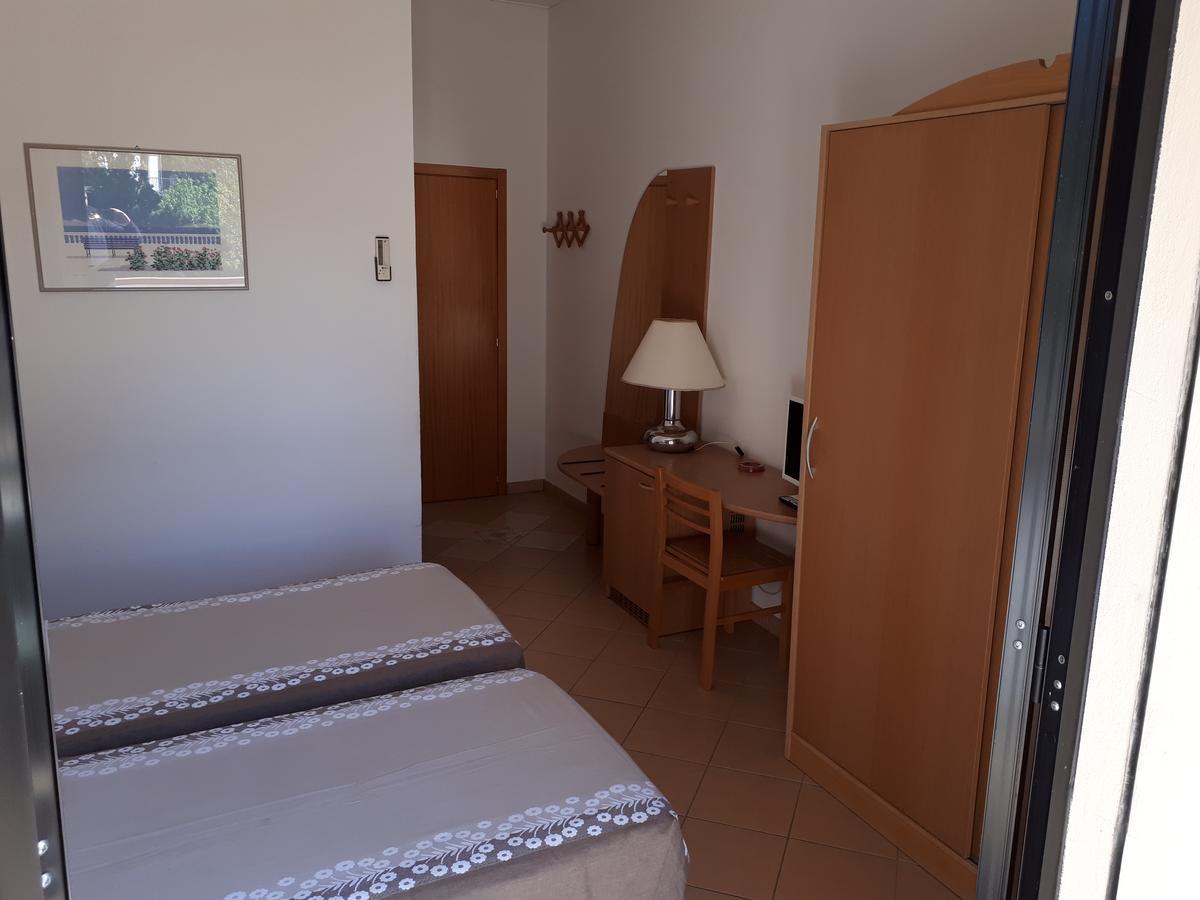 Hotel Ciclamino Риоло-Терме Экстерьер фото