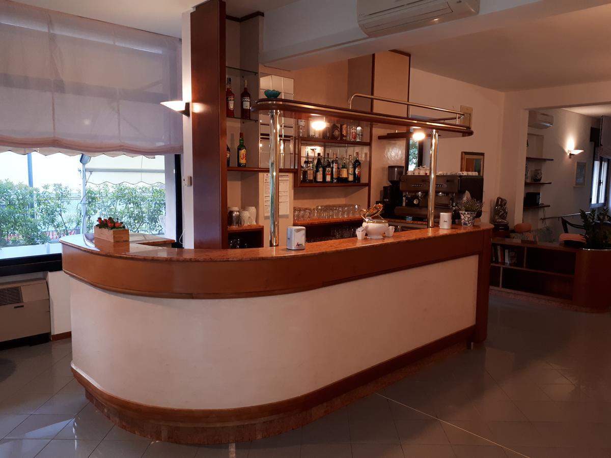 Hotel Ciclamino Риоло-Терме Экстерьер фото